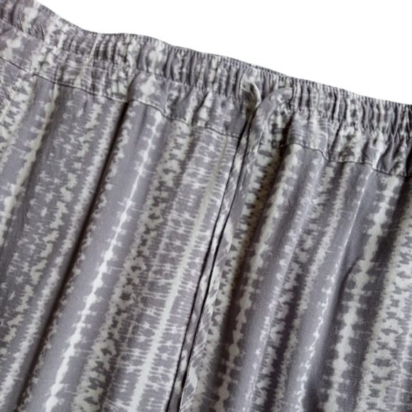 EDDIE BAUER Skirt Grey Pattern Lightweight with Pockets - Picture 6 of 8